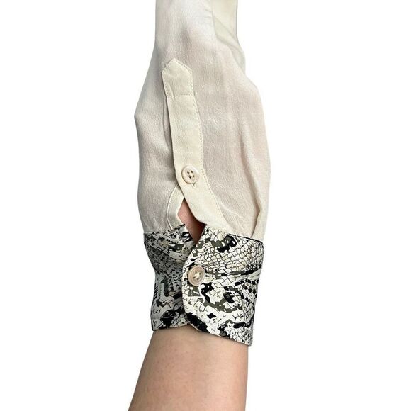 Equipment XSmall Silk Cream & Snake Print Button Up Long Sleeve Shirt Women’s - Picture 6 of 11